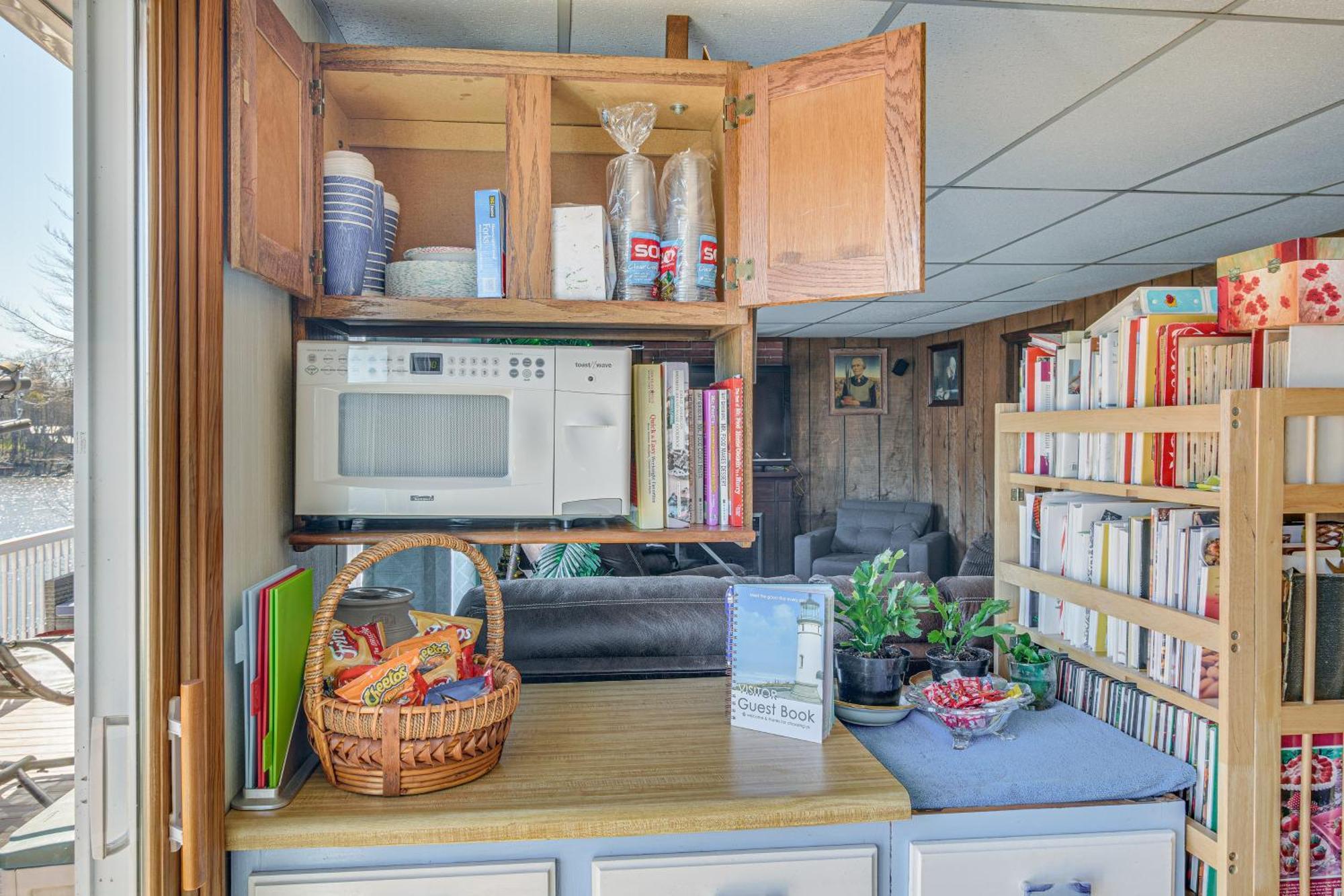 Waterfront Wolcott Vacation Rental With Deck And Views Εξωτερικό φωτογραφία